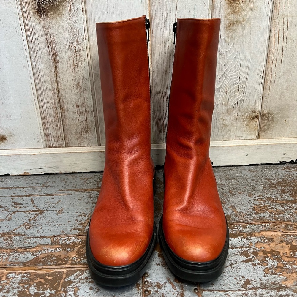 Tod’s Burnt Orange Leather Boots - Picture 2 of 14